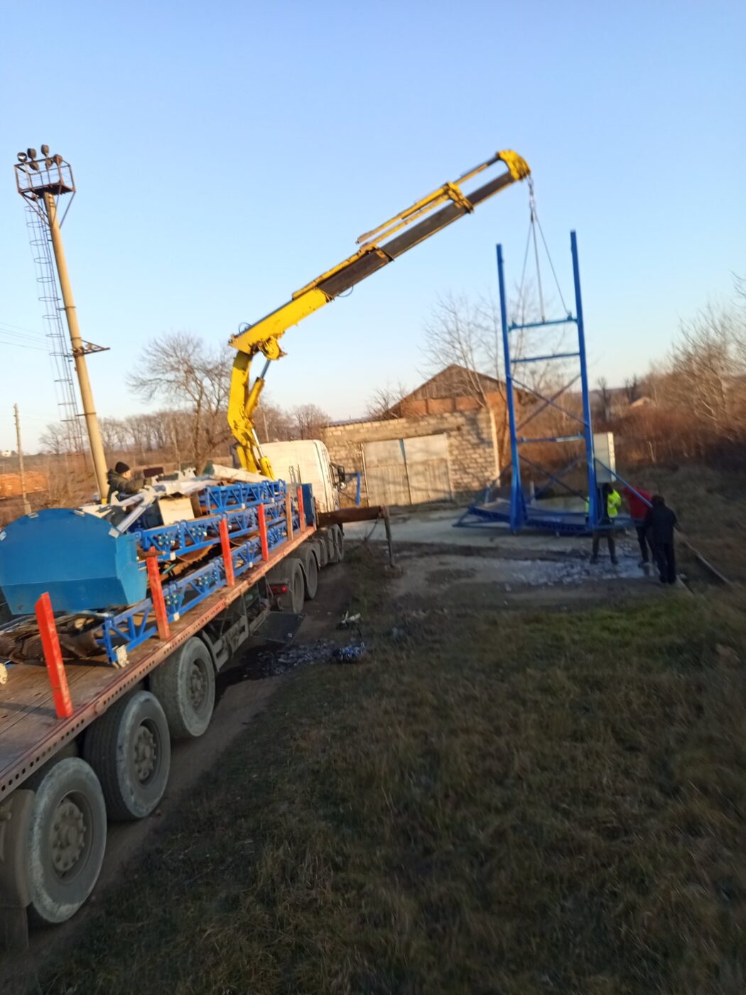 Lucrare Auto Grițcan — transport cu manipulator 9
